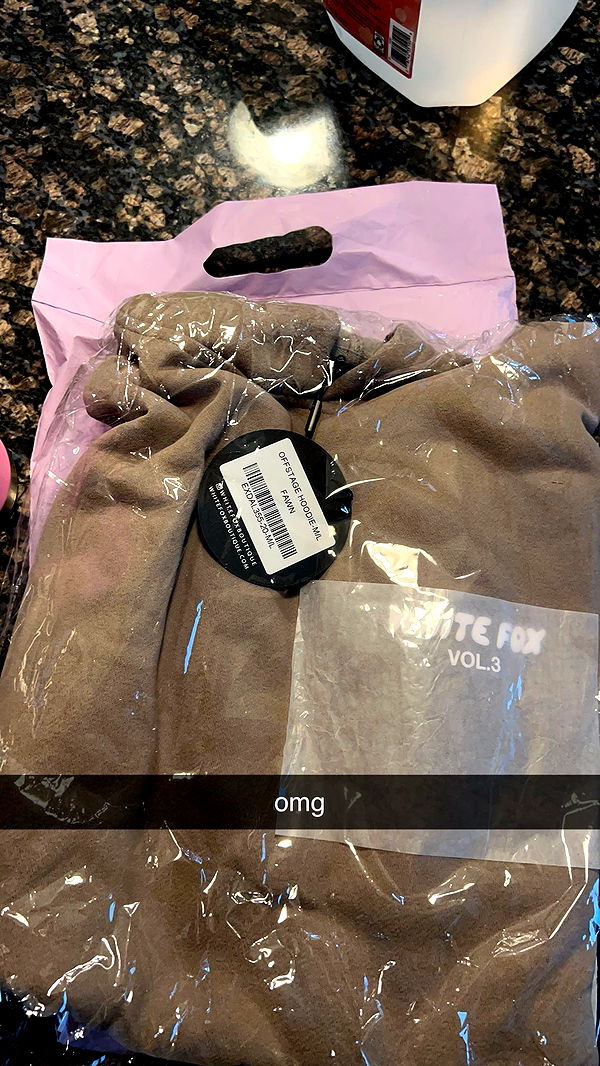 carmmieecat image ~ Altpins