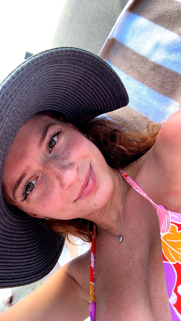 carmmieecat image ~ Altpins