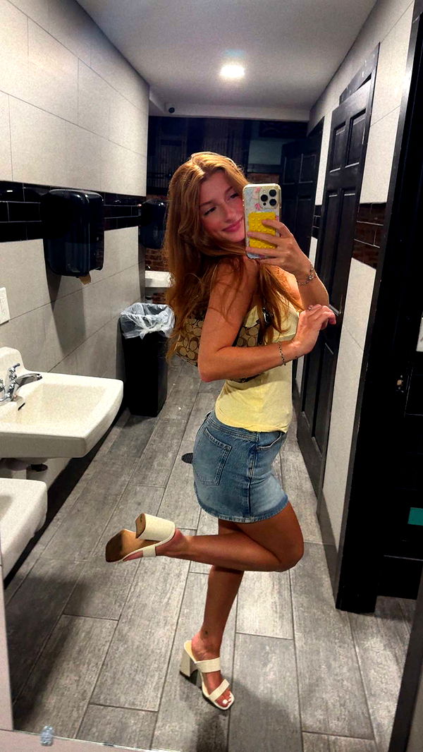 carmmieecat image ~ Altpins