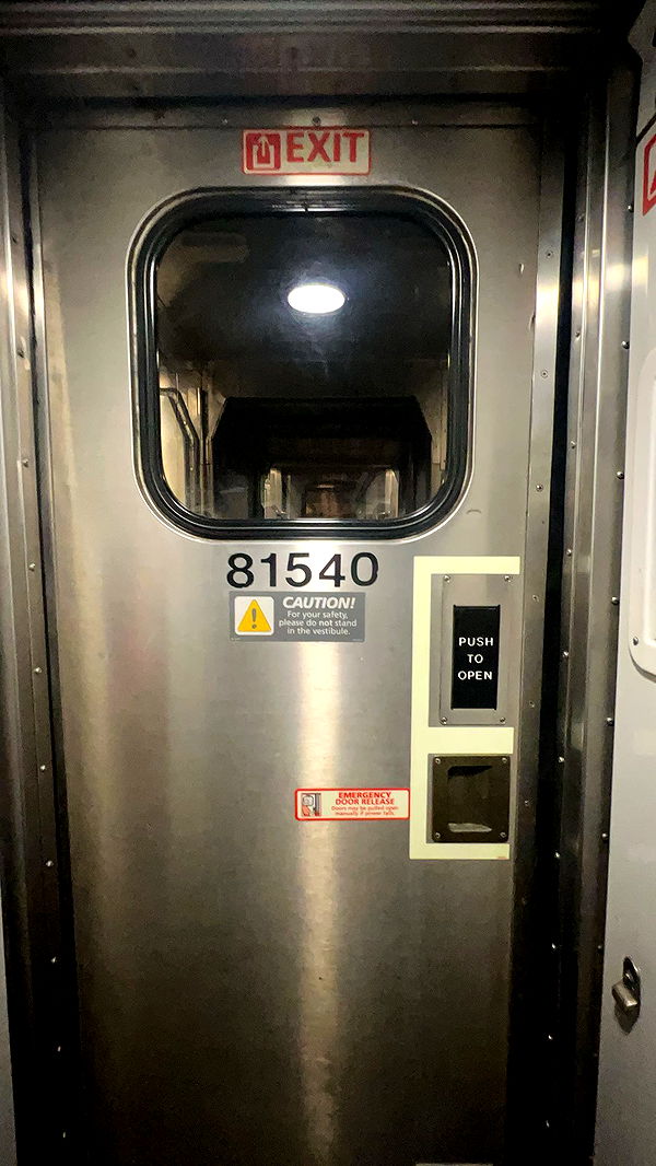 carmmieecat image ~ Altpins