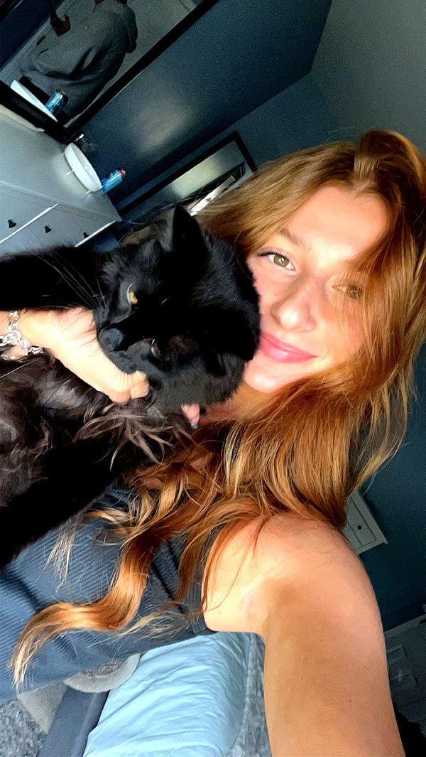 carmmieecat image ~ Altpins