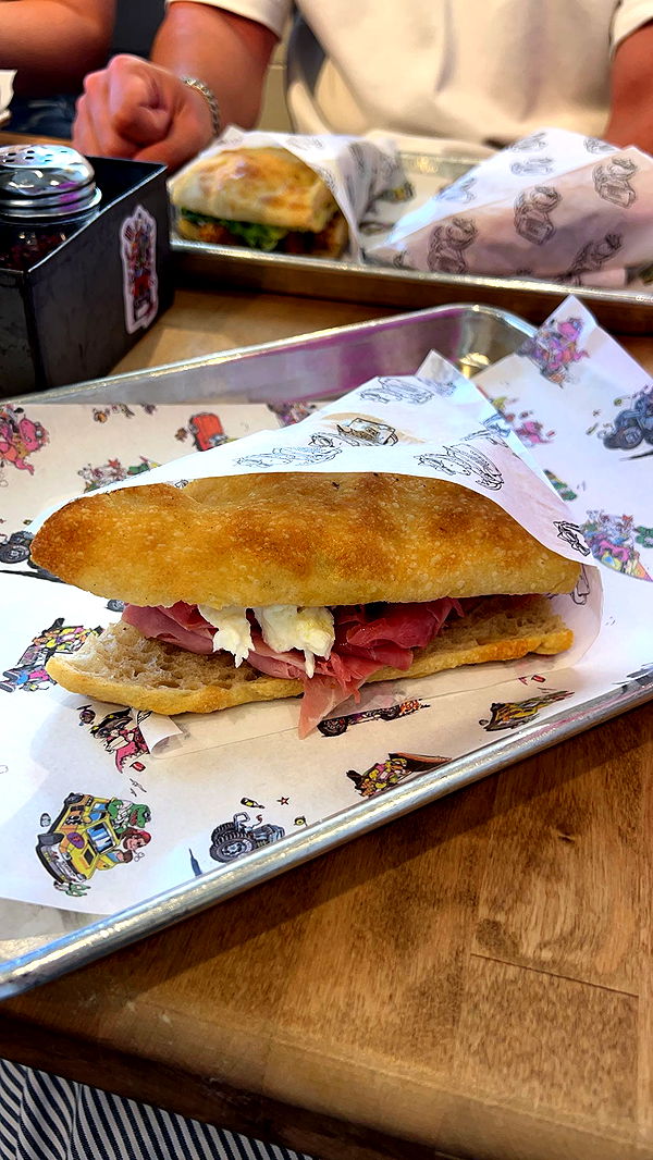 carmmieecat image ~ Altpins