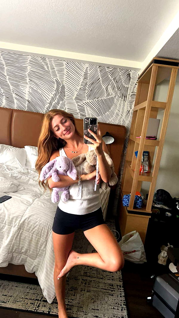 carmmieecat image ~ Altpins