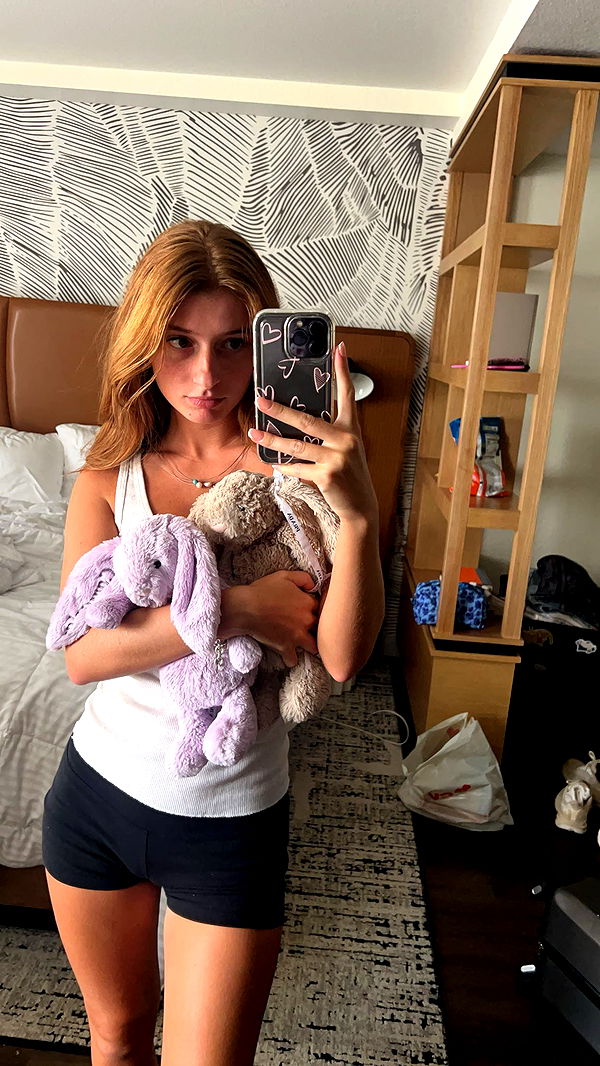 carmmieecat image ~ Altpins