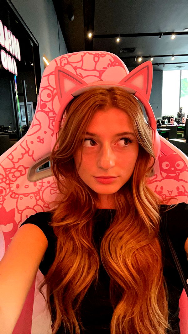 carmmieecat image ~ Altpins