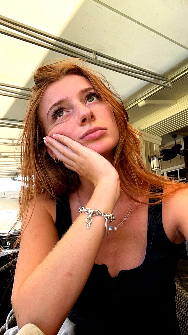 carmmieecat image ~ Altpins