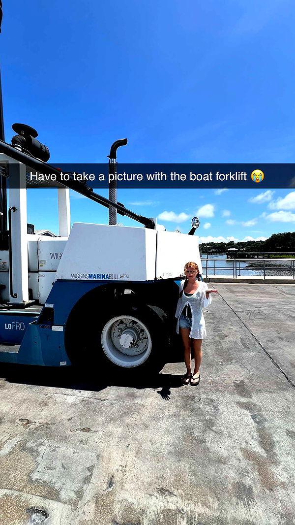 carmmieecat image ~ Altpins