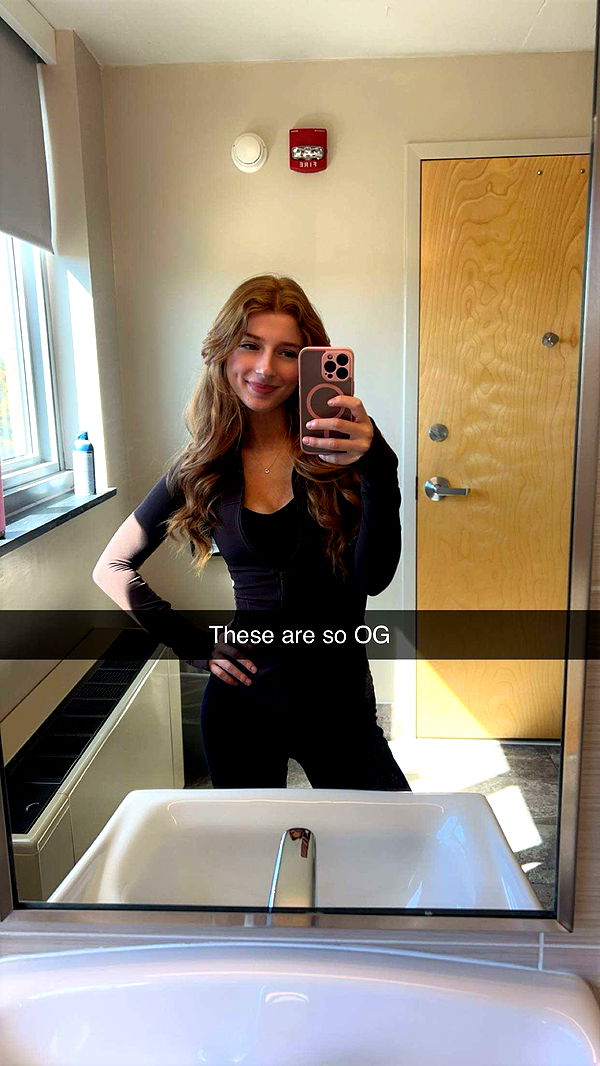 carmmieecat image ~ Altpins