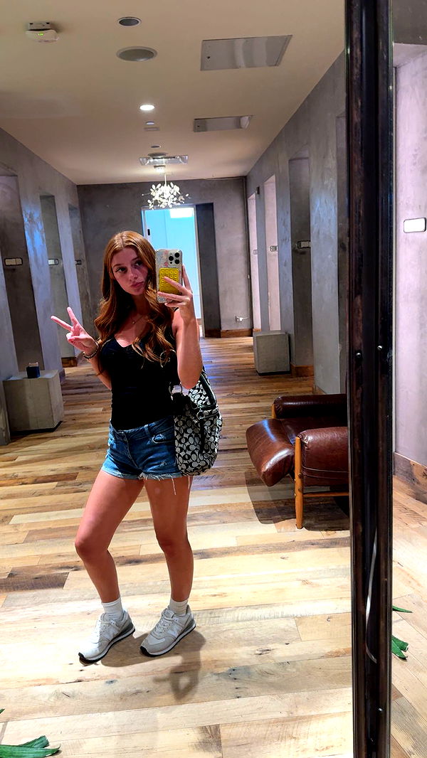 carmmieecat image ~ Altpins