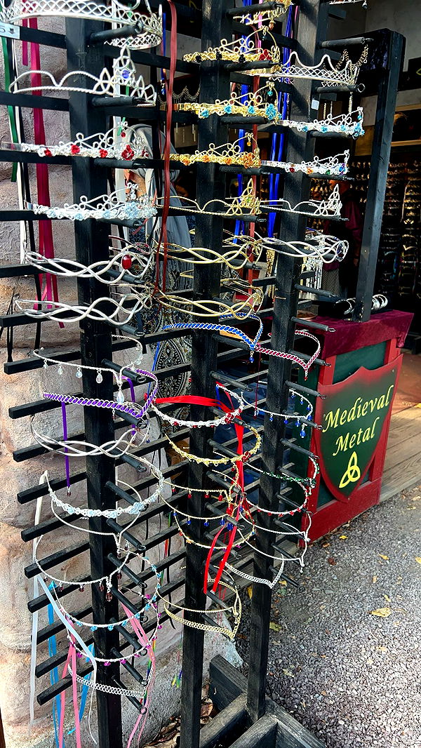 carmmieecat image ~ Altpins