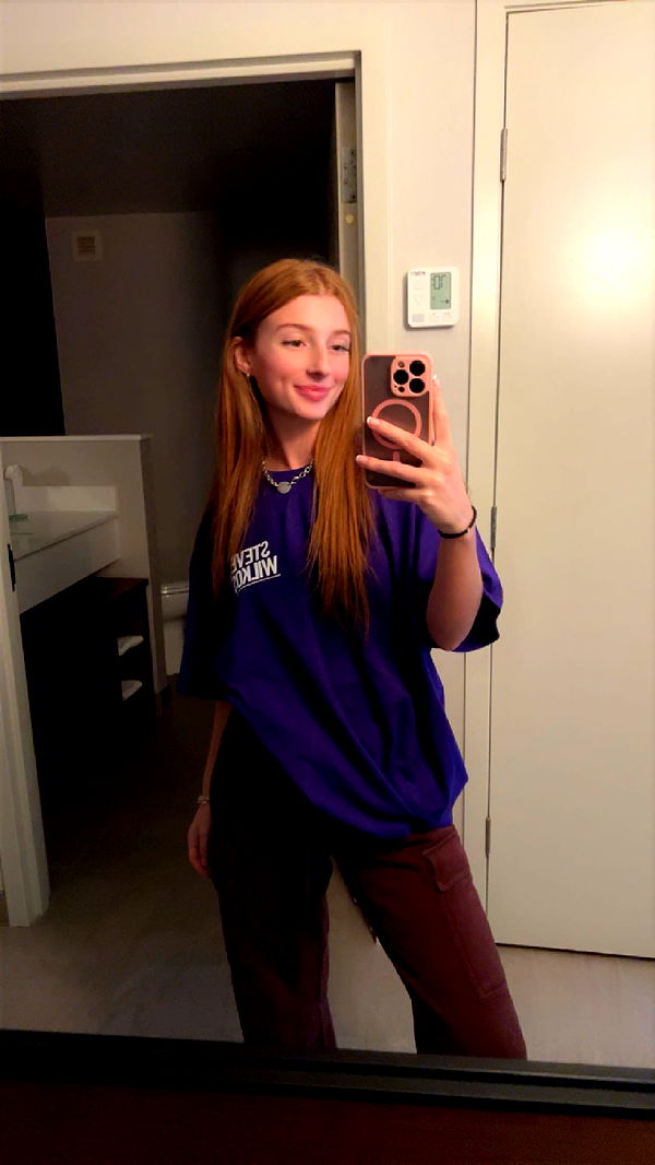 carmmieecat image ~ Altpins