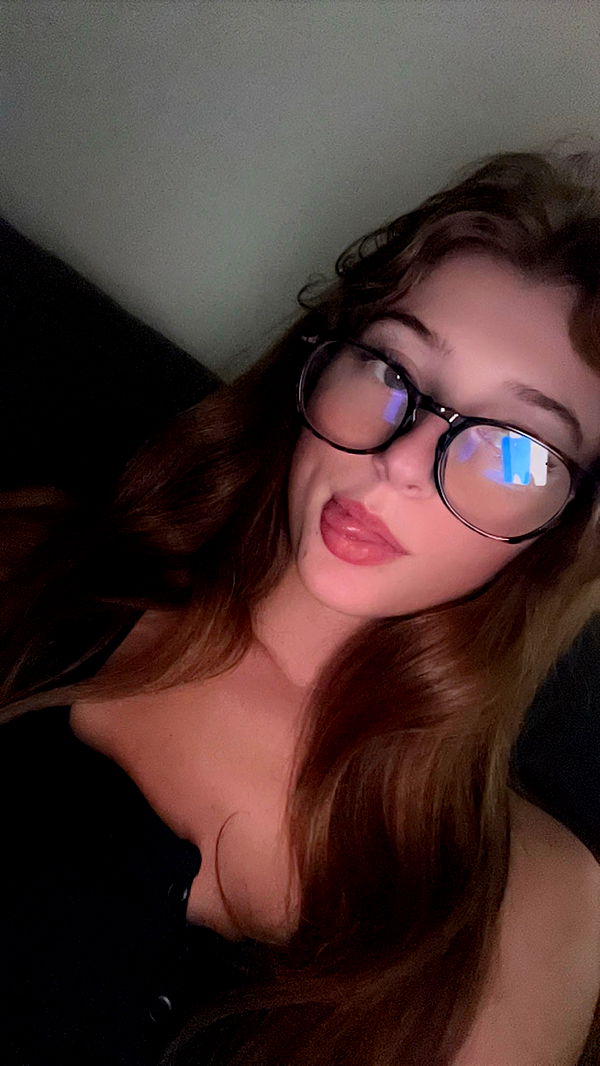 carmmieecat image ~ Altpins