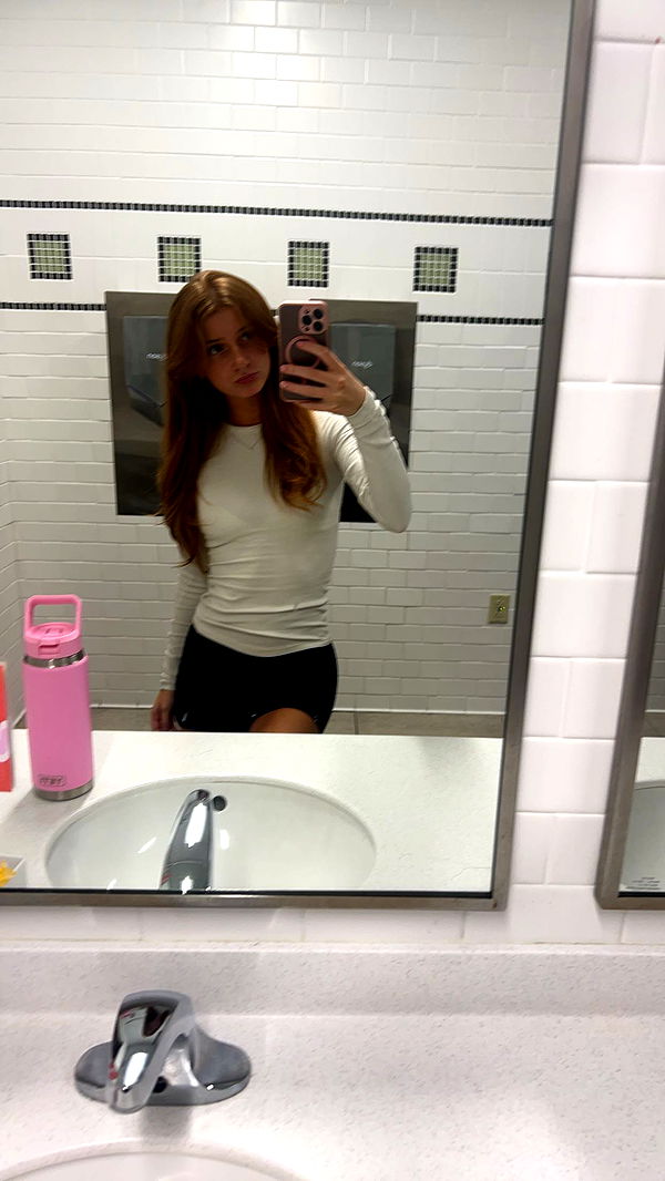 carmmieecat image ~ Altpins