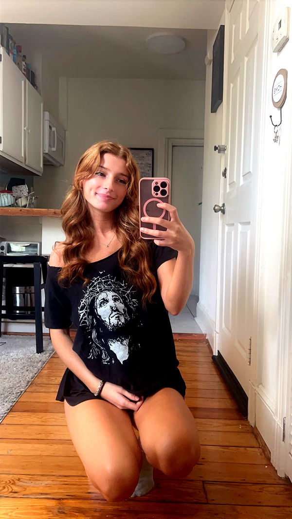 carmmieecat image ~ Altpins