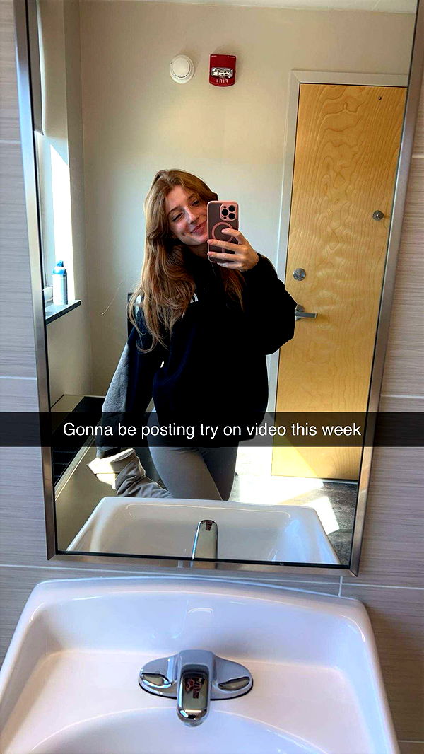 carmmieecat image ~ Altpins