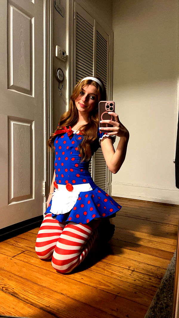 carmmieecat image ~ Altpins