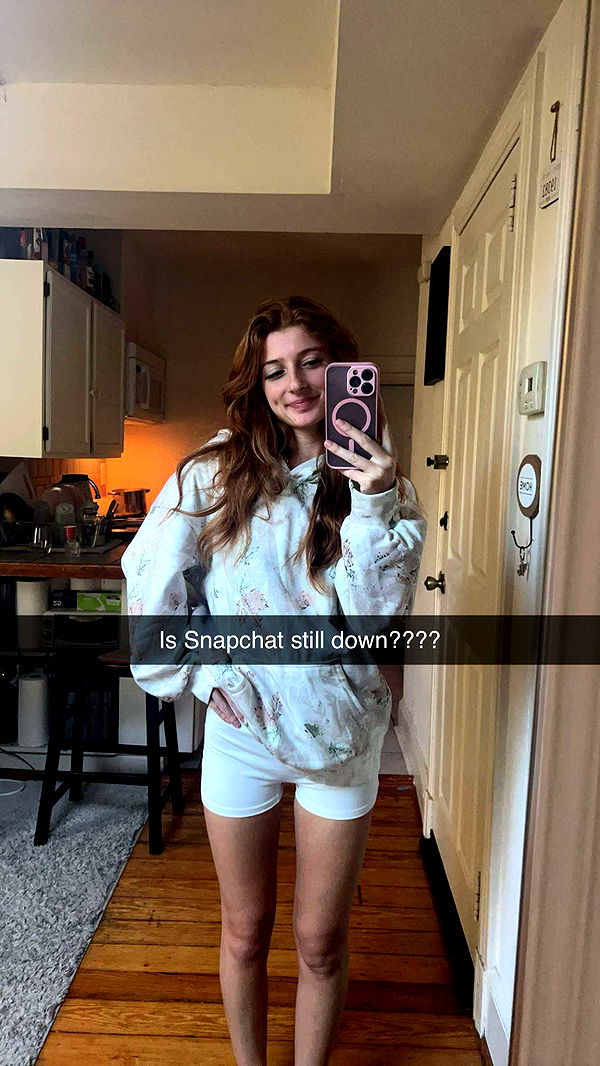 carmmieecat image ~ Altpins