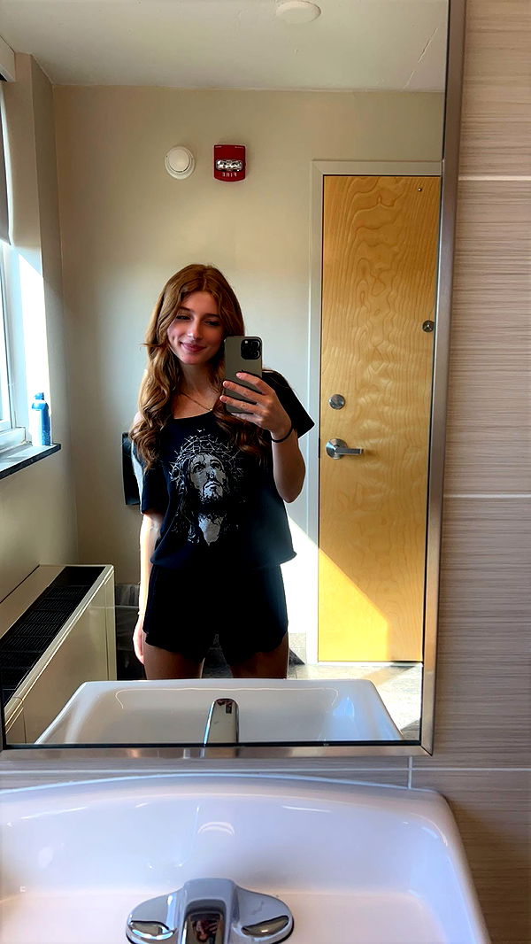 carmmieecat image ~ Altpins