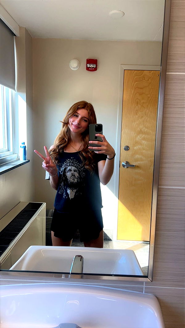 carmmieecat image ~ Altpins