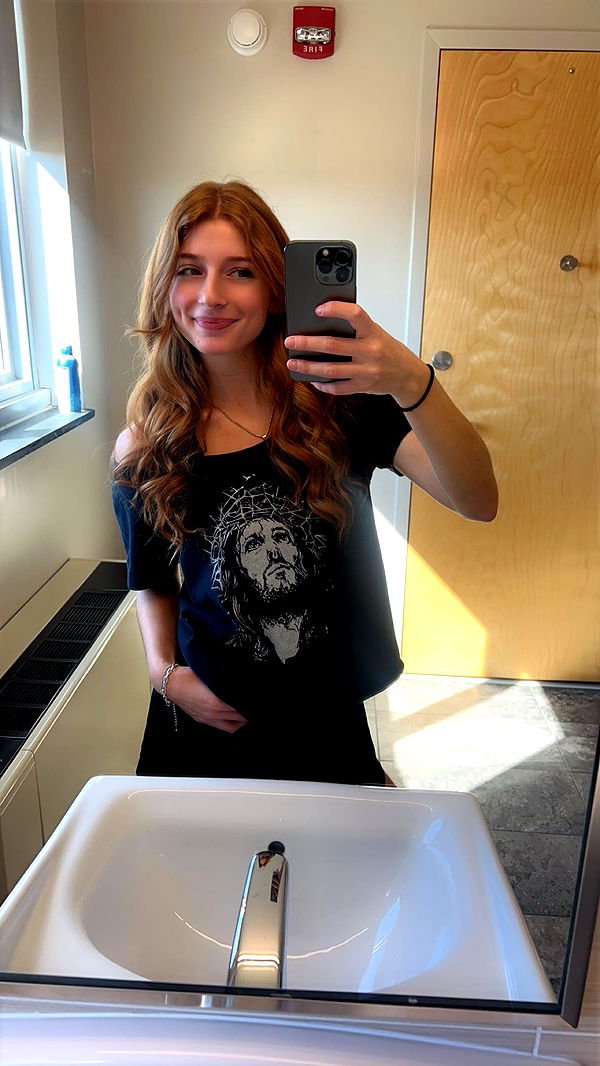 carmmieecat image ~ Altpins