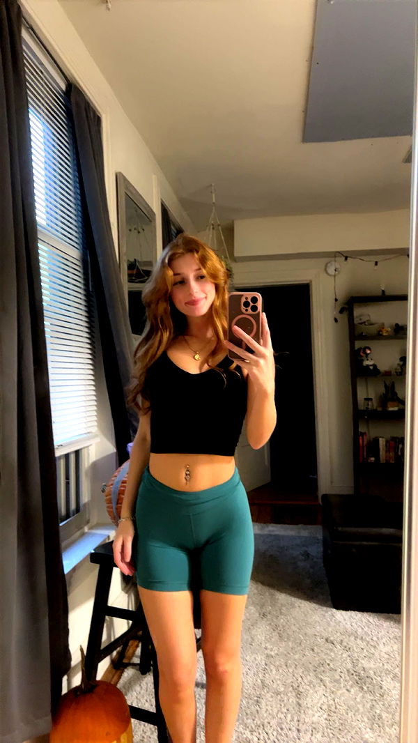 carmmieecat image ~ Altpins