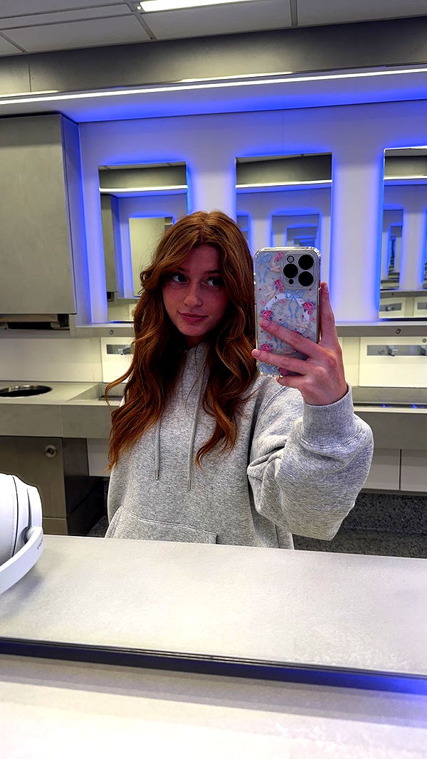 carmmieecat image ~ Altpins