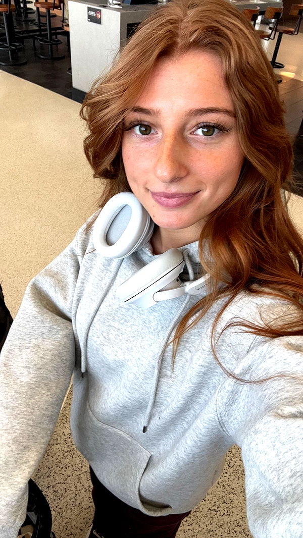 carmmieecat image ~ Altpins