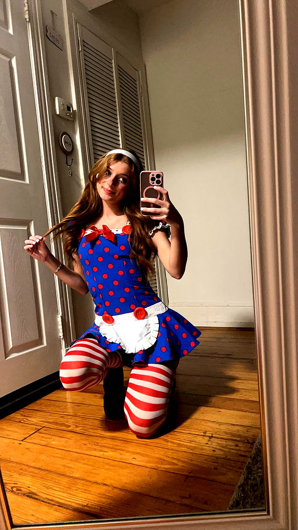 carmmieecat image ~ Altpins