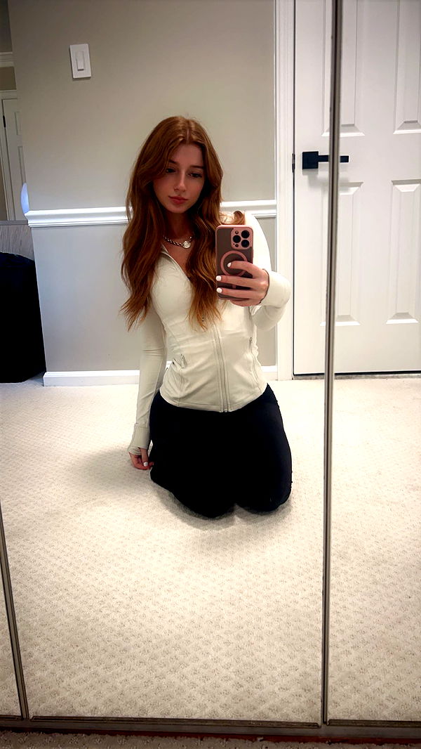 carmmieecat image ~ Altpins