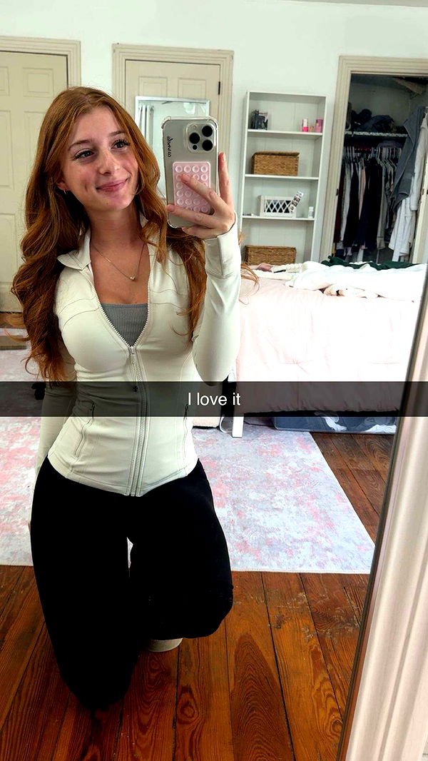 carmmieecat image ~ Altpins