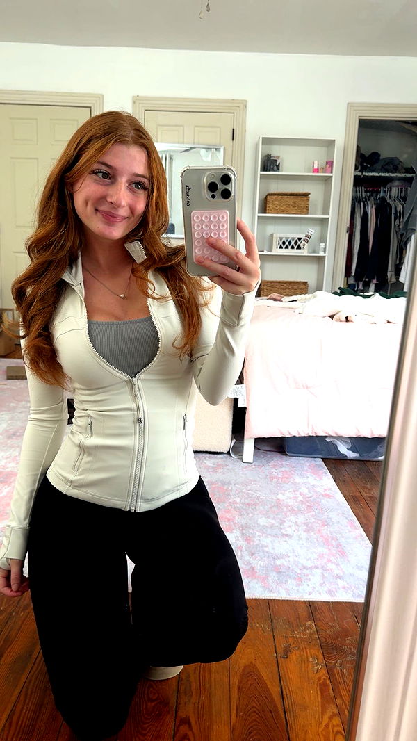 carmmieecat image ~ Altpins