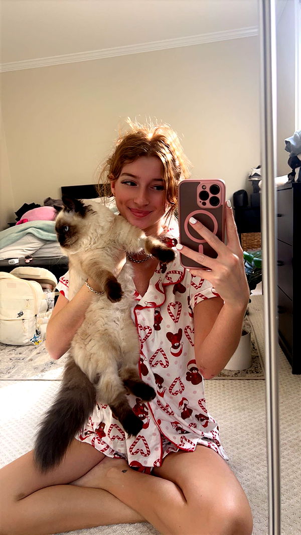 carmmieecat image ~ Altpins