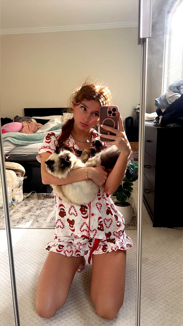 carmmieecat image ~ Altpins