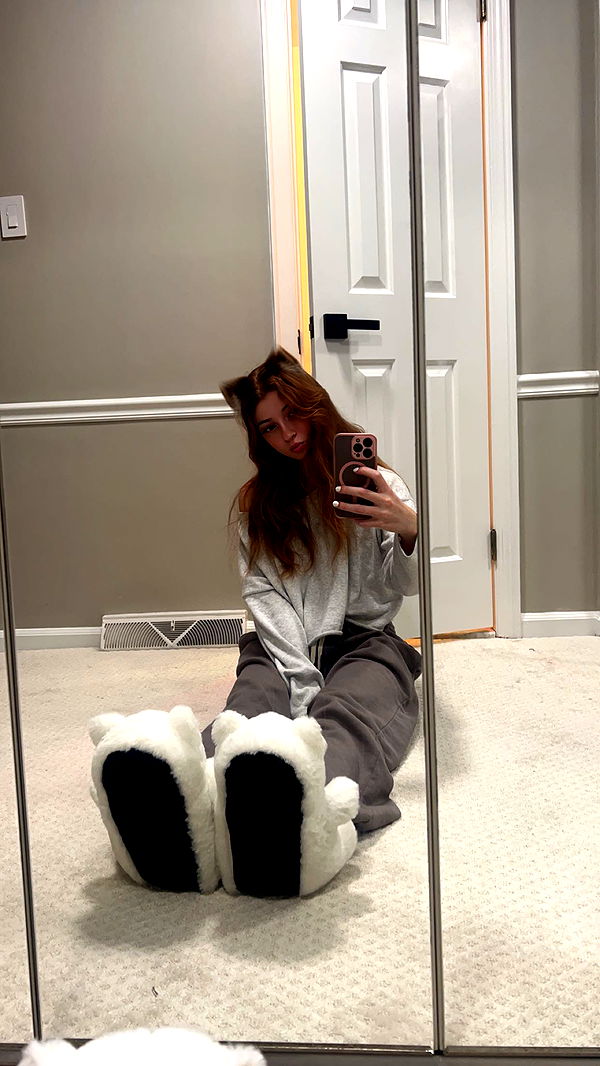 carmmieecat image ~ Altpins