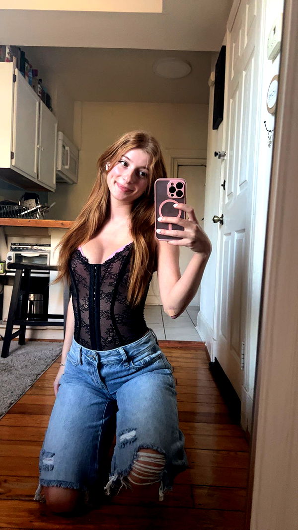 carmmieecat image ~ Altpins