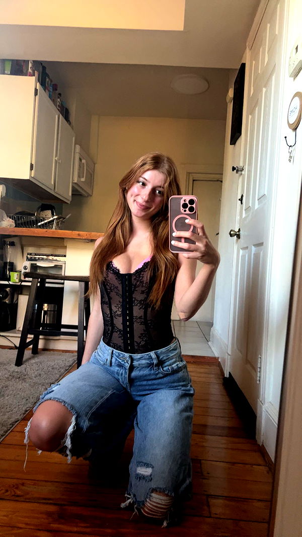 carmmieecat image ~ Altpins