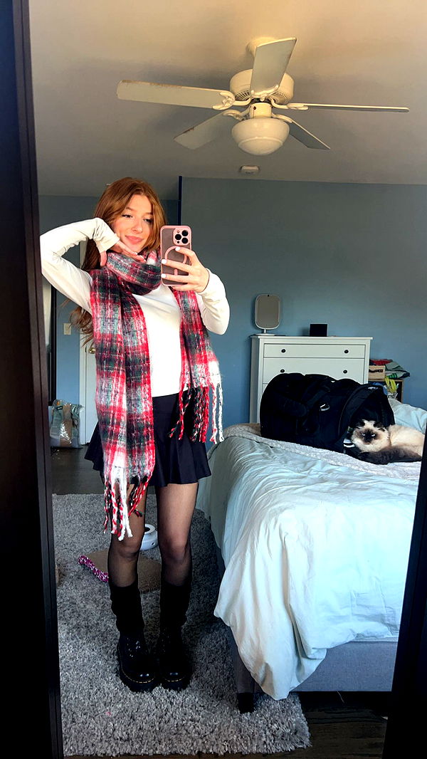 carmmieecat image ~ Altpins