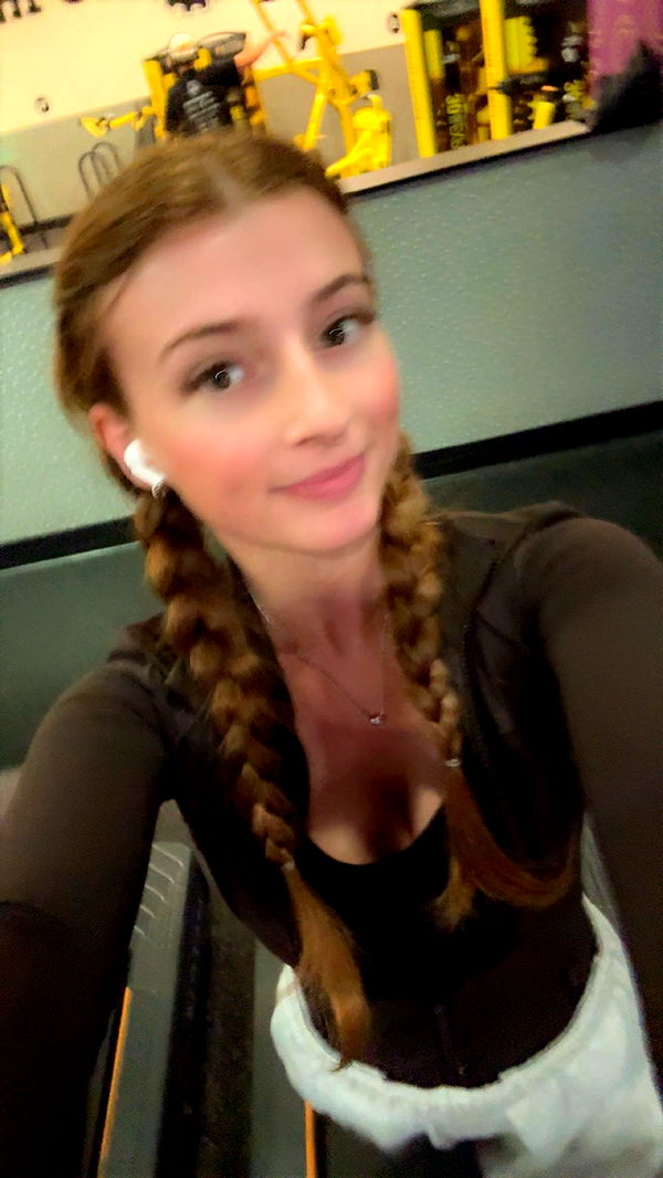 carmmieecat image ~ Altpins