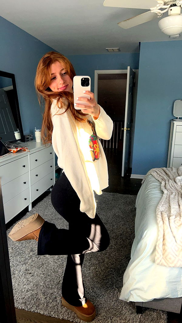 carmmieecat image ~ Altpins