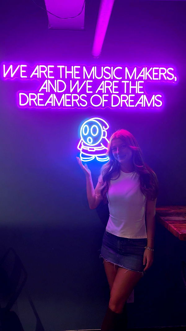 carmmieecat image ~ Altpins