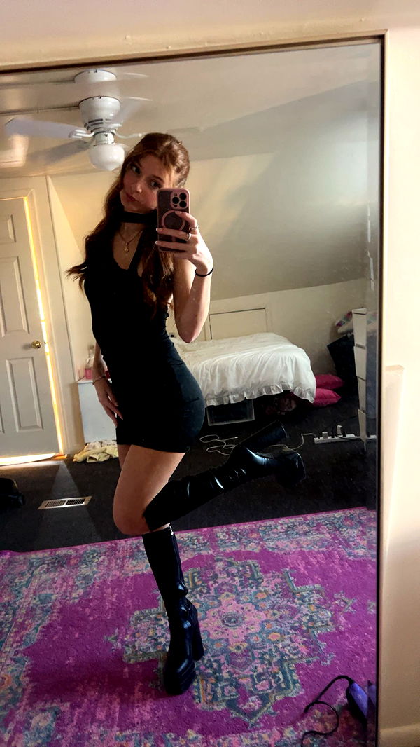 carmmieecat image ~ Altpins