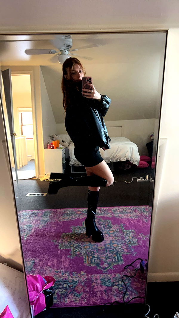 carmmieecat image ~ Altpins