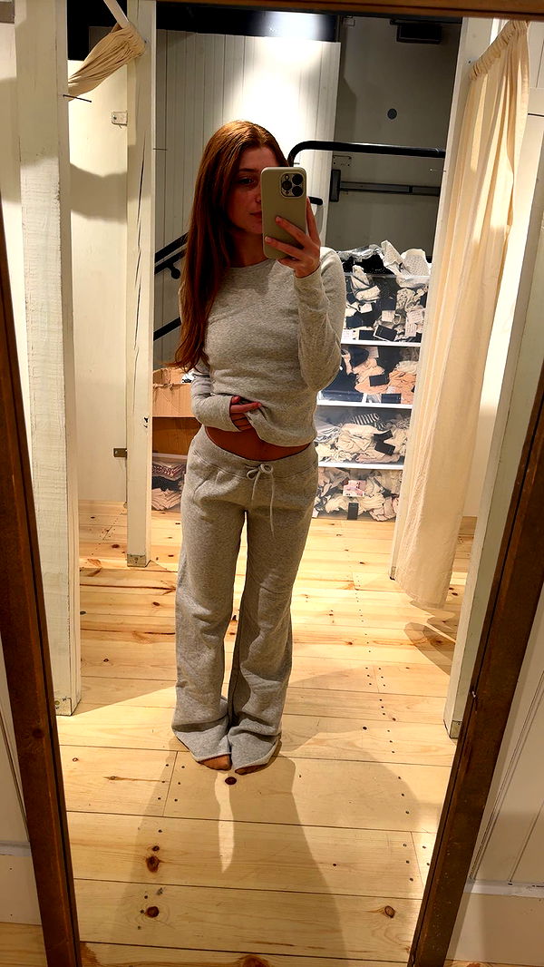 carmmieecat image ~ Altpins