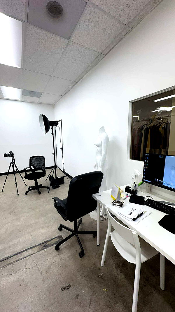 caroworld00 image ~ Altpins