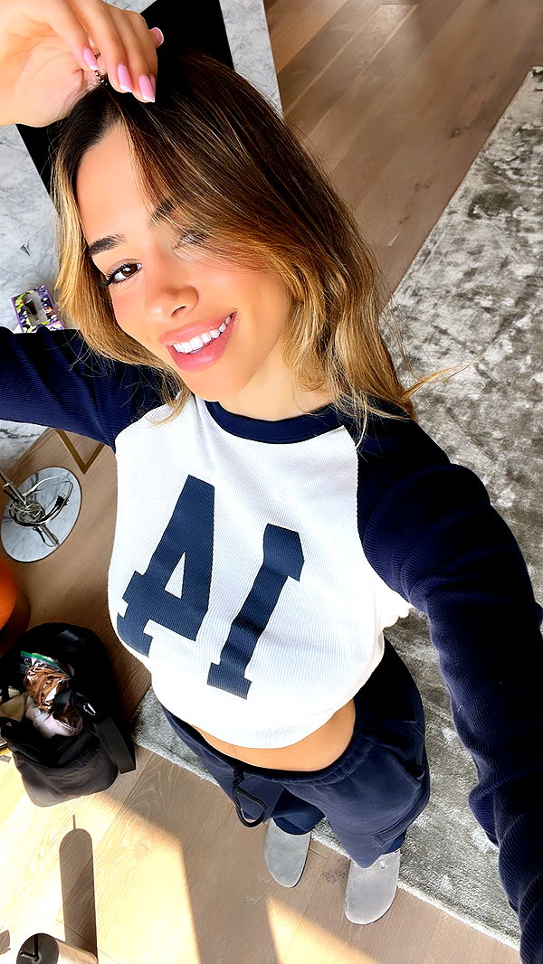 caroworld00 image ~ Altpins