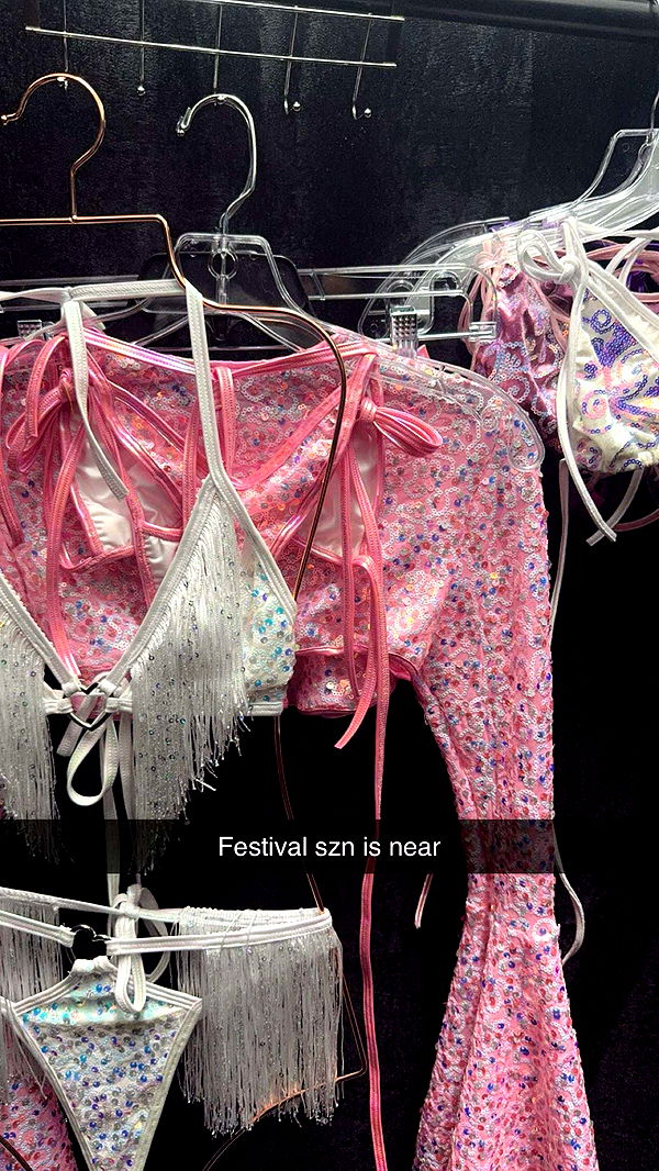 caroworld00 image ~ Altpins