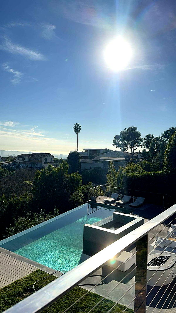 caroworld00 image ~ Altpins