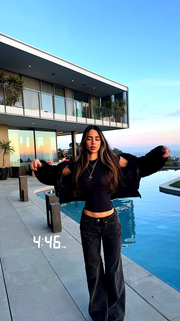 caroworld00 image ~ Altpins