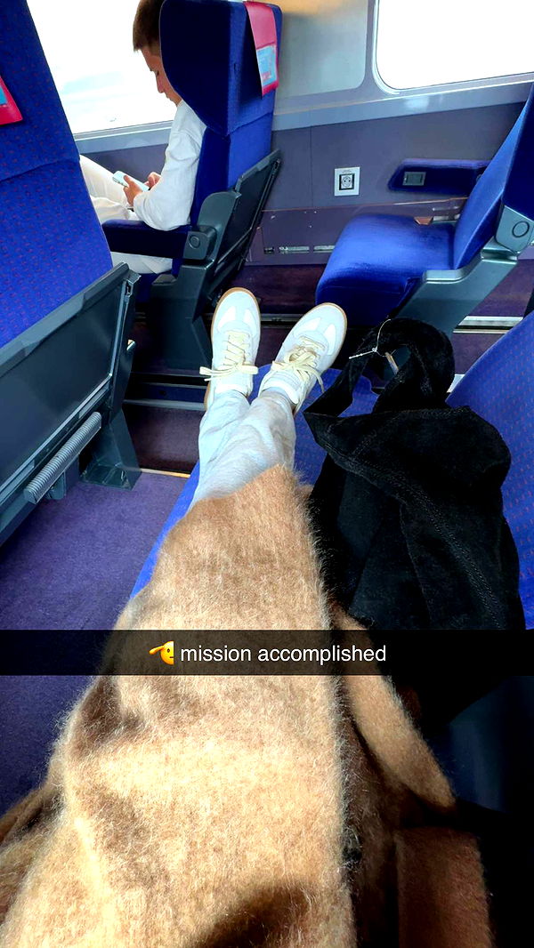 caroworld00 image ~ Altpins