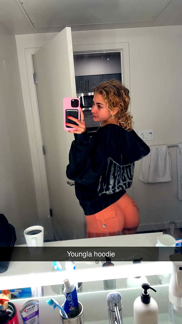 cclaire.bbear1 snapchat image archive image